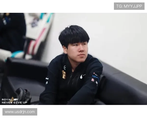 深度对话：陈伟如何在英雄联盟中追寻梦想与成长之路